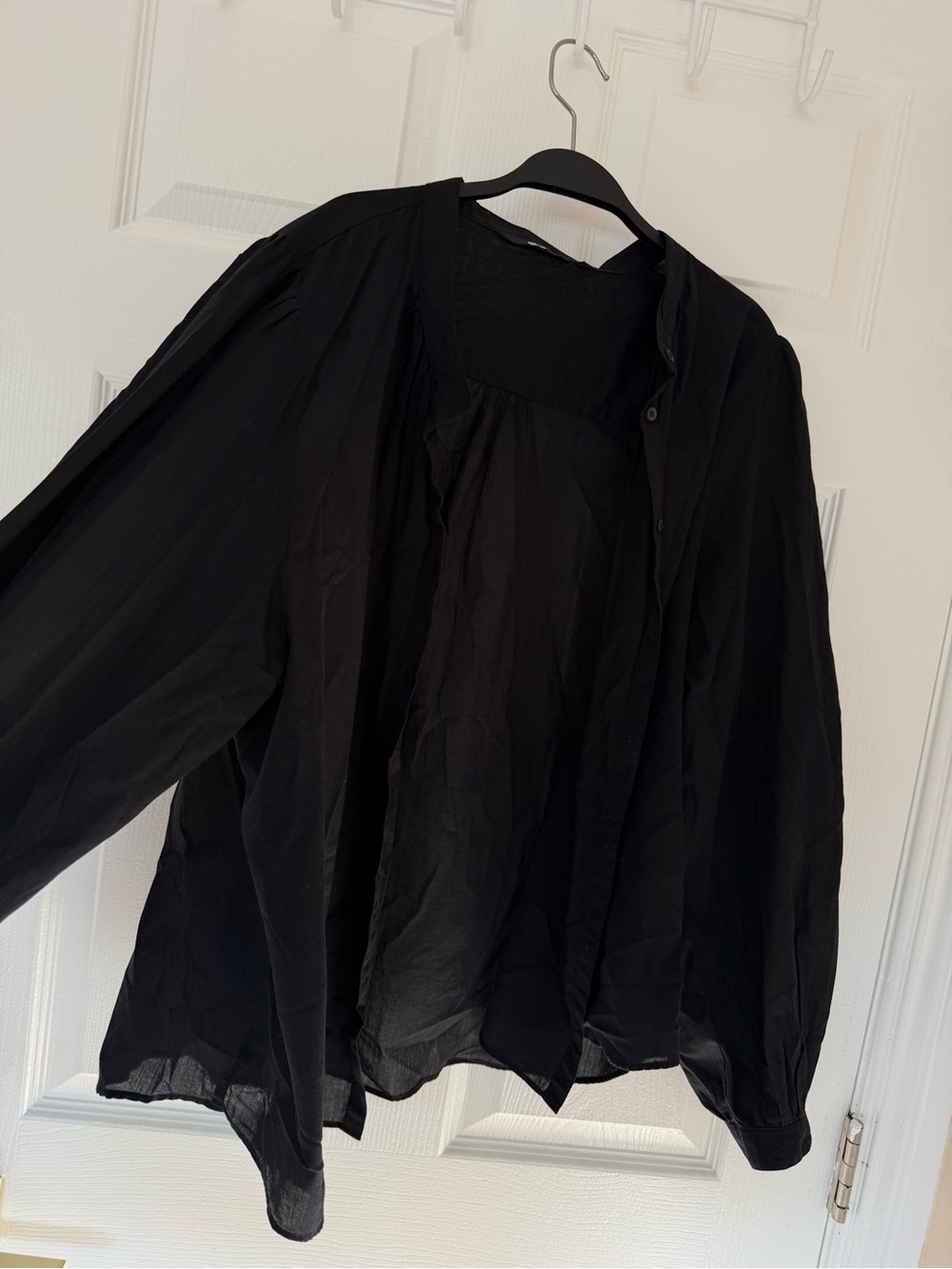 Uniqlo Women’s Black Button-Up Blouse Shirt XL Like New